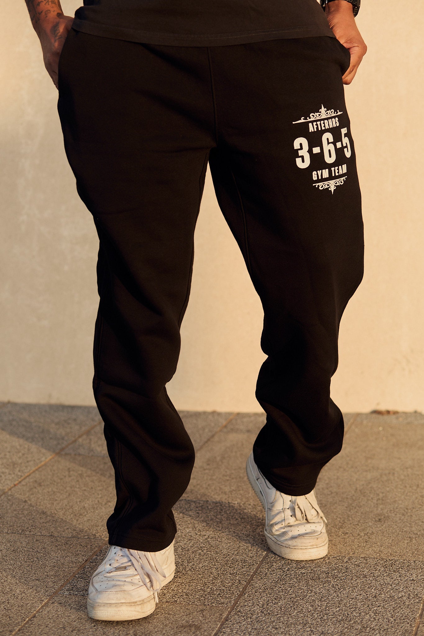 365 Cuffless Sweatpants