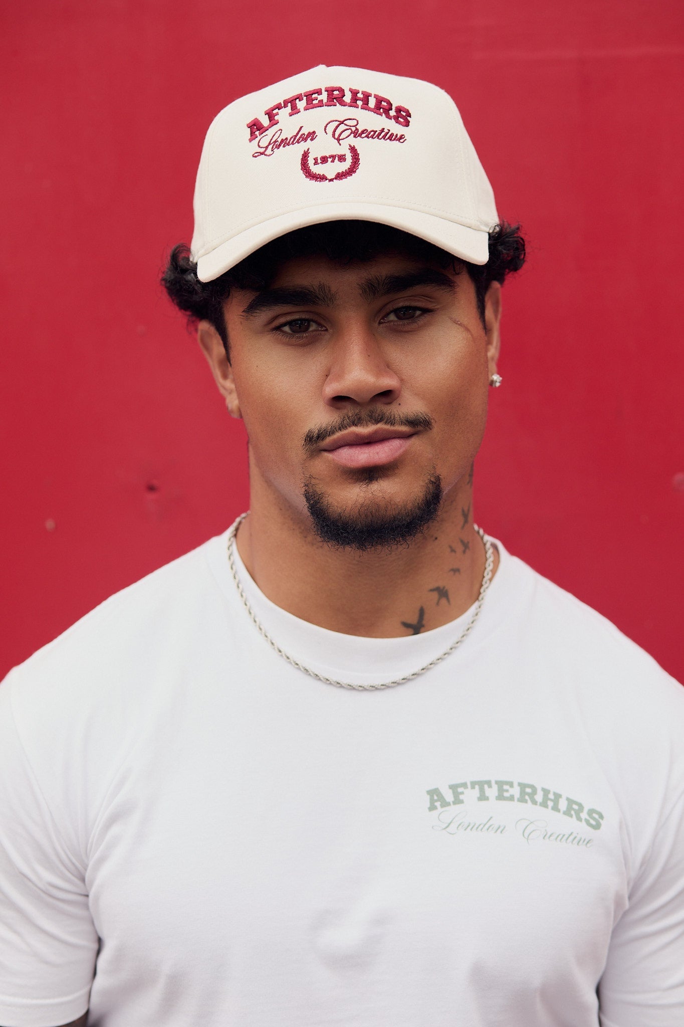 London Creative Cap Ecru / Red