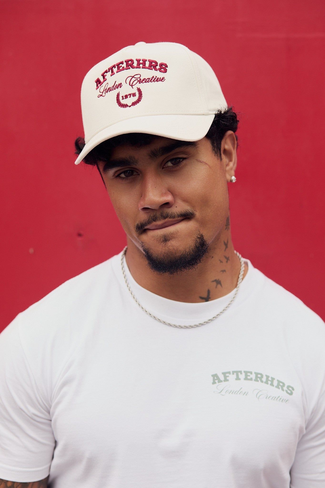 London Creative Cap Ecru / Red